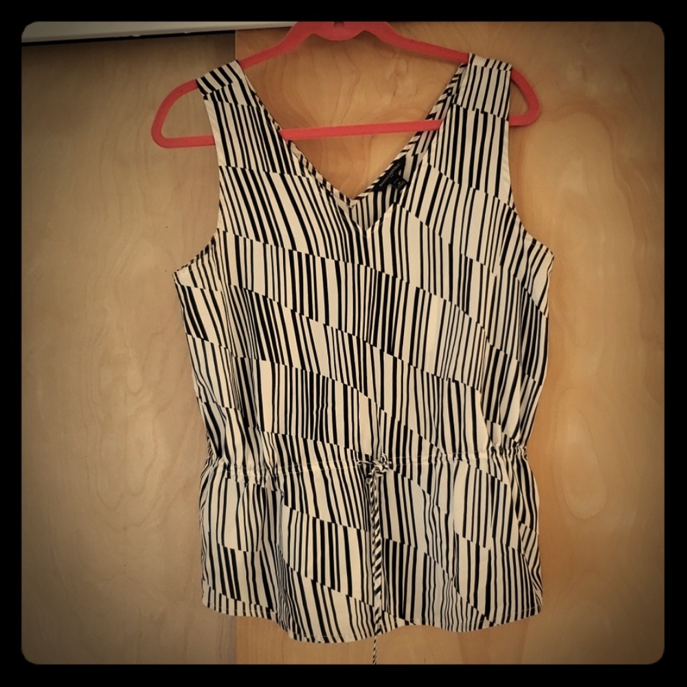 Sleeveless blouse